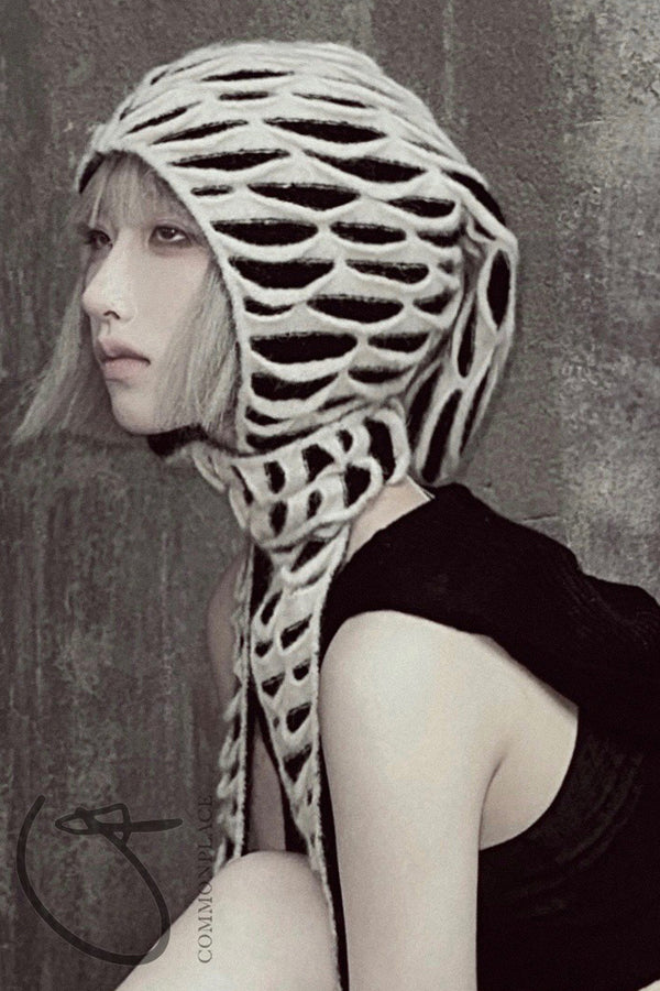 RUI Animal Print Hooded Scarf RAW23AC04 Off White & Black